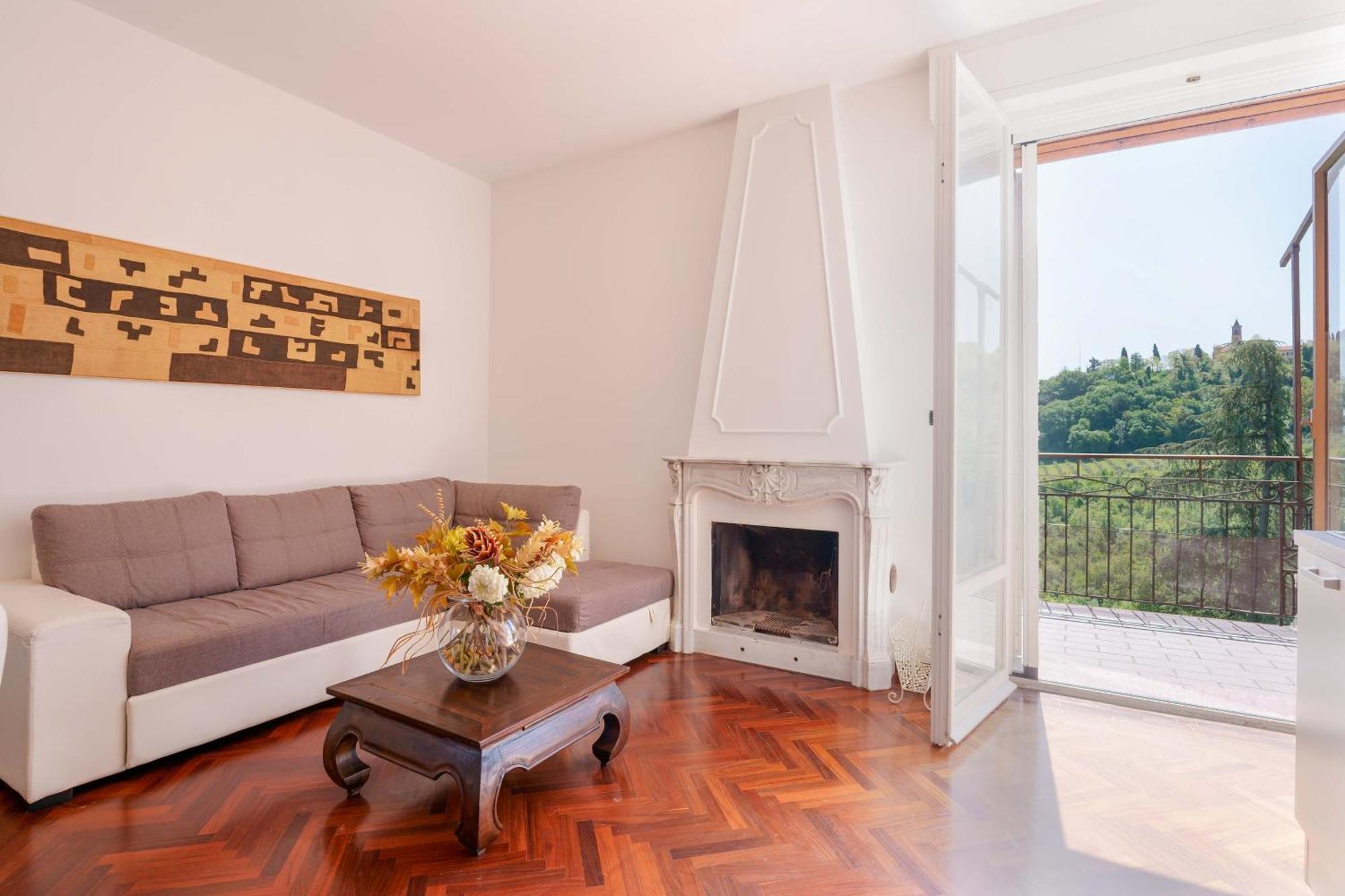 Ca' Bianca Apartments Farneto ภายนอก รูปภาพ